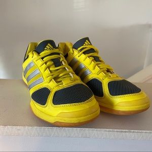 Adidas Indoor